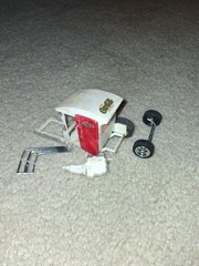 MPC VENDING MACHINE SHOW ROD MODEL KIT FOR PARTS OR RESTORATION