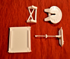 AMT Kenworth Aerodyne Cabover 5th Wheel and Pogo Stick 1/25