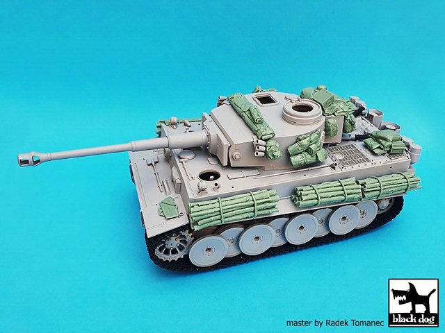 Black Dog 1/35 Tiger I PzKpfw VI Stowage & Accessories WWII (for Academy) T35229