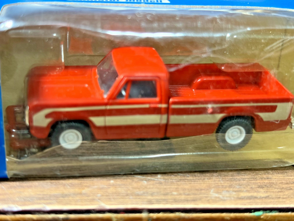 Roco Minitanks 1710 Dodge Adventuer Lima35 original 1/87