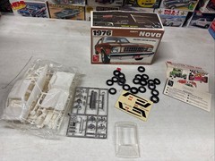 VINTAGE AMT 1/25 1976 CHEVY NOVA MODEL CAR KIT #T472 Open Box Kit