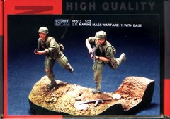 Hobby Fan 1/35 HF-513 US Marine Mass Warfare 1 (Vietnam War) – 2 Figures w/Base