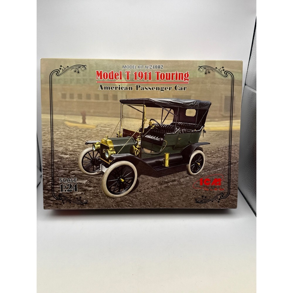 ICM 1/24 Model T 1911 Touring American Passenger Car Model Kit 24002 New Opn Box