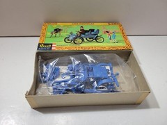 Vintage Revell Highway Pioneers 1903 Cadillac Model Kit Blue Parts Open Box