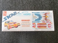 AMT 1979 Pontiac Firebird Turbo Custom Car Snap 1/25 AMT1211M Plastic Model Kit
