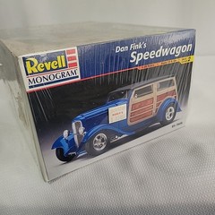 MONOGRAM – DAN FINK’S SPEEDWAGON – 1:25 SCALE KIT #85-7606 – VINTAGE SEALED NIB