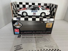 AMT 1997 Camaro Z28 Brickyard Pace Car • Promo Model • 1:25 Scale