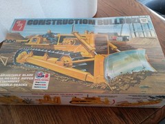 AMT 1:25 Construction Bulldozer Model Kit – AMT 1086 New Sealed!