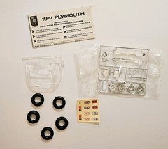 1/25 AMT T148: 1941 Plymouth Four Passenger Coupe