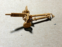 Roco Minitanks 183 M-101 US 105mm gun in tan kit lima35 original 1/87