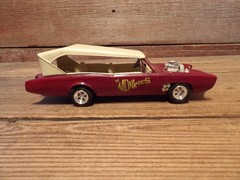 Vintage THE MONKEES Mobile Car MODEL KIT – Junkyard Parts!