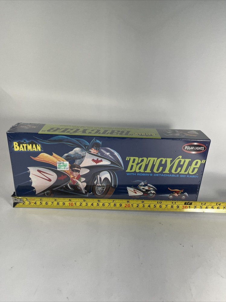 DC Comics Polar Lights Model Kit #6902 Batcycle w/Robin’s Go Kart Factory Sealed