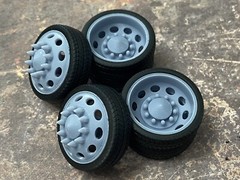 Resin 1/24 Scale: 26-in. “10 Oval Hole” Alcoa Dually Wheels W/ Low Profile Tires