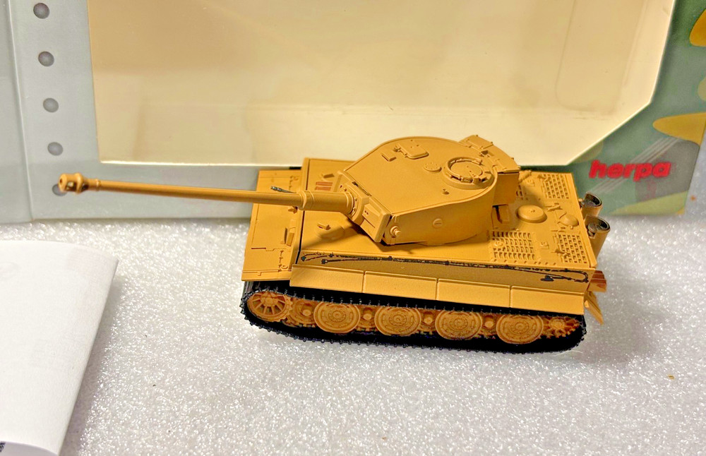 Roco mintanks Herpa German Tiger w/88 KwK 43 L Lima35 original 1/87