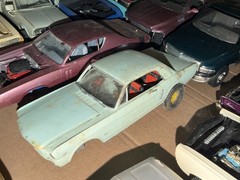 Lot Of 30 Vintage Junkyard Model Parts & Bodies Chevelle Vans Harley Trailer GTO