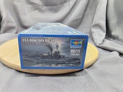 Trumpeter 1/700 06711 USS Battleship BB-34 USS New York New Open Box Sealed Bags