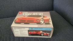 AMT Ertl Dodge Viper RT/10 1:25 Model Kit 6808 Open Box Complete 1992