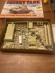 REVELL ITALAEREI H-2103 ITALIAN FIAT-ANSALDO M13/40 TANK 1/35 model kit