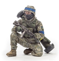Hobby Fan HF771 1/35 Ukranian Tank Hunter FGM-148 Javelin Squad – 3 Figures Set