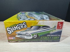 AMT SNAPFAST SLAMMERS ’58 PLYMOUTH STREET FURY – 1:25 SCALE KIT FACTORY SEALED