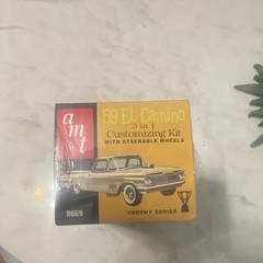 AMT ’59 Chevrolet El Camino 3-in-1 1:25 Unassembled Model Kit Car 8669
