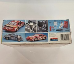 1990 Monogram Heinz 57 Pontiac Grand Prix 1/24 NASCAR Model Kit #2914 NEW