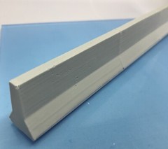 (Auto) 1:24, scale Jersey Barrier Plus Acrylic Base Combo 1/24th scale,TW-48025