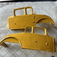 Vintage Hubley 1932 CHEVROLET COUPE METAL MODEL KIT # 4869-400 Parts