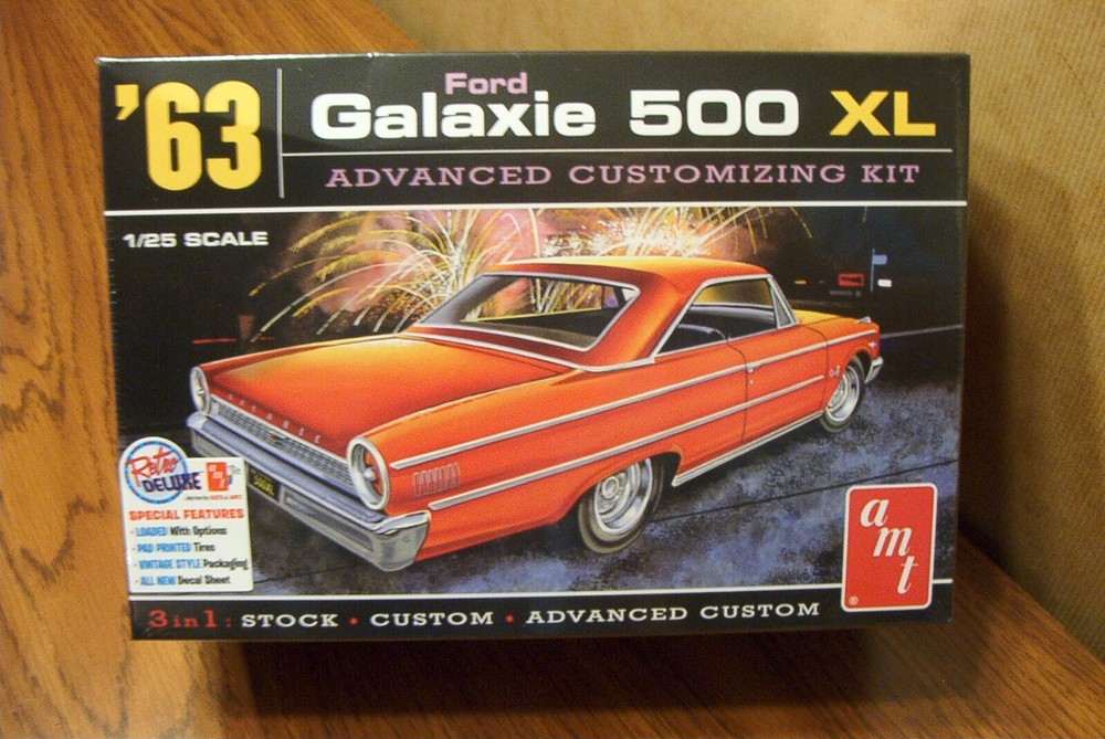 AMT ’63 FORD GALAXIE 500XL MODEL KIT 1/25 SCALE – build 1 of 3 ways