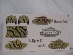 ESCI #8021 Pz.Kpfw.III German Tank ausf.N/m Model kit