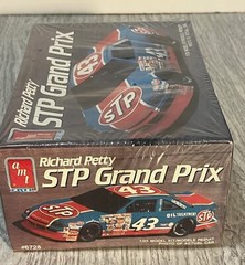 1:25 AMT Ertl Model Kit Richard Petty STP Grand Prix (FACTORY SEALED) 1990 #6728