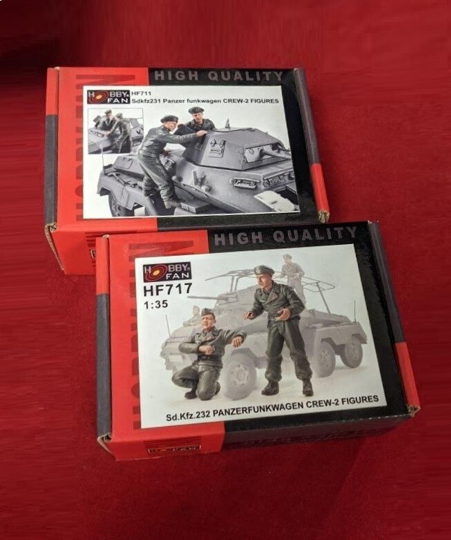 AFV Club Hobby Fan HF711 & HF717 German Early Panzer Crew 4 Figs – USA Shipping