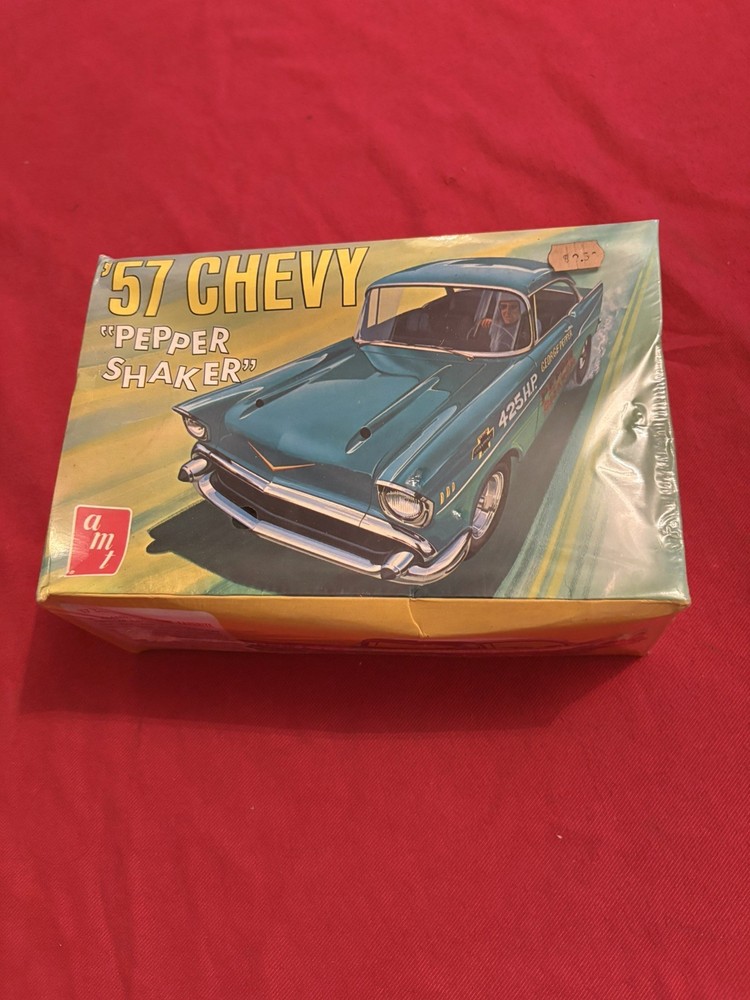 AMT 57 Chevy Pepper Shaker Original Issue 1/25 Model T280-225 Vintage Sealed ￼