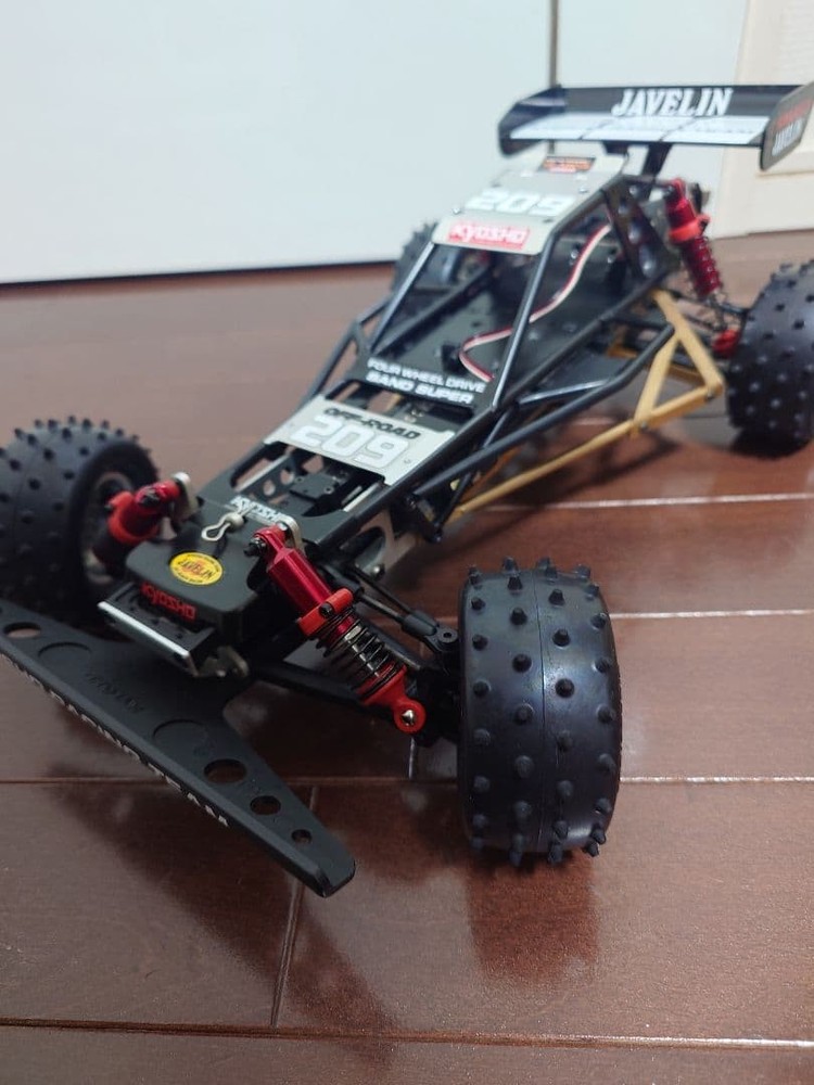 Kyosho Optima Javelin Body 4WD Off-road RC Buggy Black Gold Rubber Tires