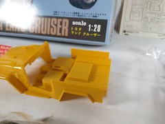 Toyota Land Cruiser 4×4 4 Wheel Drive Nichimo 1:20 Model Kit Sealed Parts Bags
