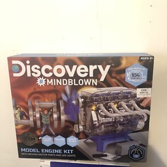 Discovery Mindblown Model Engine Build Kit STEM Moving Parts LED Lights