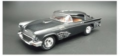 New AMT 1:25 Scale 1957 Ford Thunderbird Model Kit AMT1397