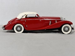 1/24 Scale Monogram ‘Museum Pieces’ Mercedes 540K Cabriolet Assembled Model Kit