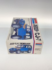 MONOGRAM Plastic Model 2223 JEEP CJ-7 RENEGADE