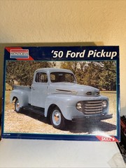 Monogram 2457 1950 Ford F1 pickup truck 1/25 Model Car McM Niob. partly Open