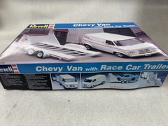 Revell 85-7250 Chevy Van with Race Car Trailer White NEW SEALED BAGS Model Kit
