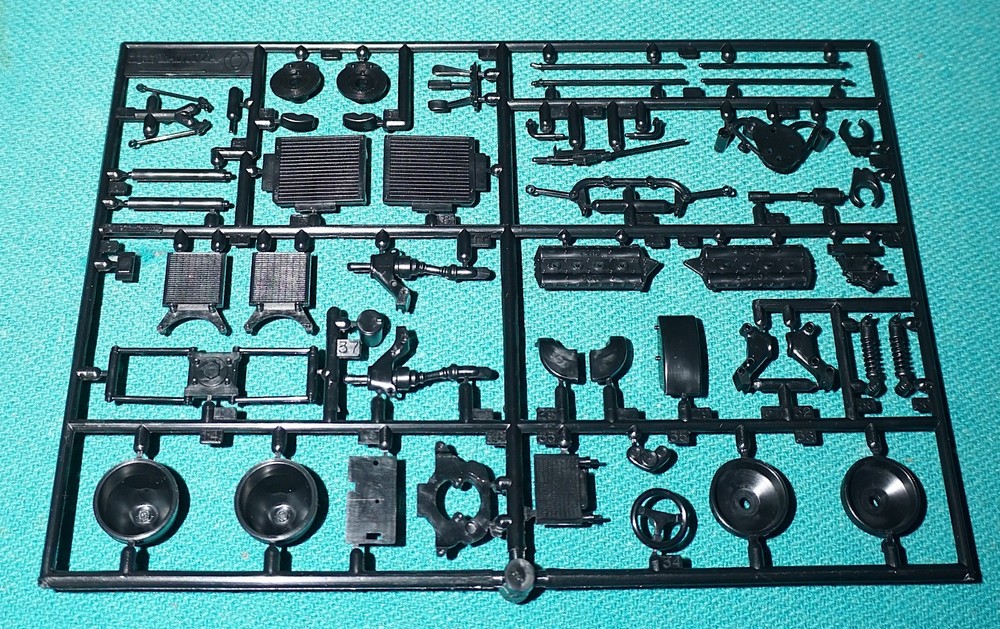 Tyrrell P34 Six Wheeler ’76 Japan GP 1/20 Tamiya Sprue C Engine Wheels Etc.
