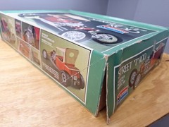 Vintage Monogram STREET “T” ROD Ford T Bucket 1979 Model Kit 1/8 Complete