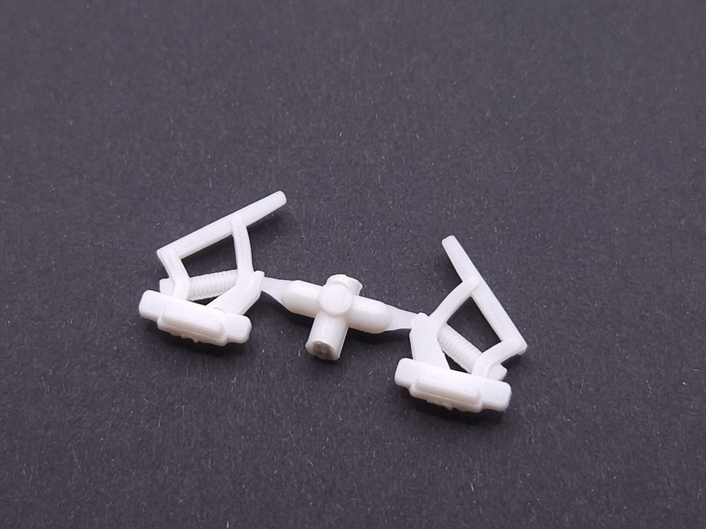 Moebius 1965 Chevrolet Chevy II Gasser 1:25 Model #2324 – PARTS – HOOD HINGES