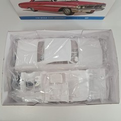 AMT 1964 FORD GALAXIE 500-XL 1/25 SCALE MODEL KIT “Craftsman Plus Series” READ
