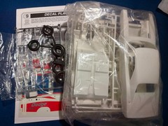 1/24 REVELL 1968 DODGE CHARGER DICK LANDY’S MODEL KIT OPEN READ B8
