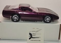 AMT ERTL 1:25 SCALE ” 1995 CHEVROLET CORVETTE ZR-1 DARK PURPLE METALLIC ” 6667