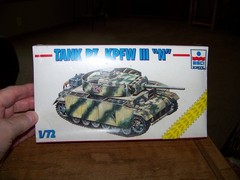New ESCI ERTL Tank PZ. KPFW III “N” Model Kit #8325 Made in Italy 1:72 Rare HTF