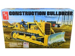 AMT AMT1086 Skill 3 Model Kit Construction Bulldozer 1/25 Scale Model