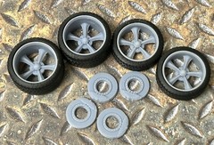1/24 Scale: 21/20 Inch “Ridler 605” Wheels With Wide Rear Street Tires